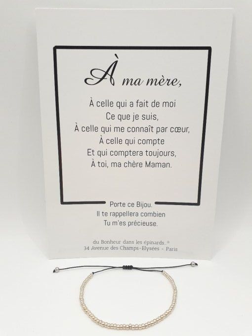 CARTE FAMILLE - FEMMES + UN BRACELET PERLES 